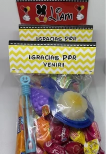 Bolsita de golosinas personalizada para cumpleaños infantil